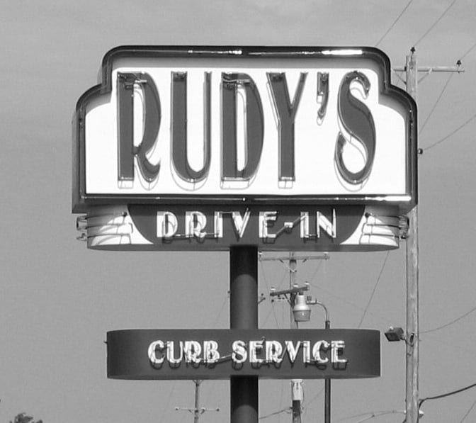 rudy's-drive-in-01
